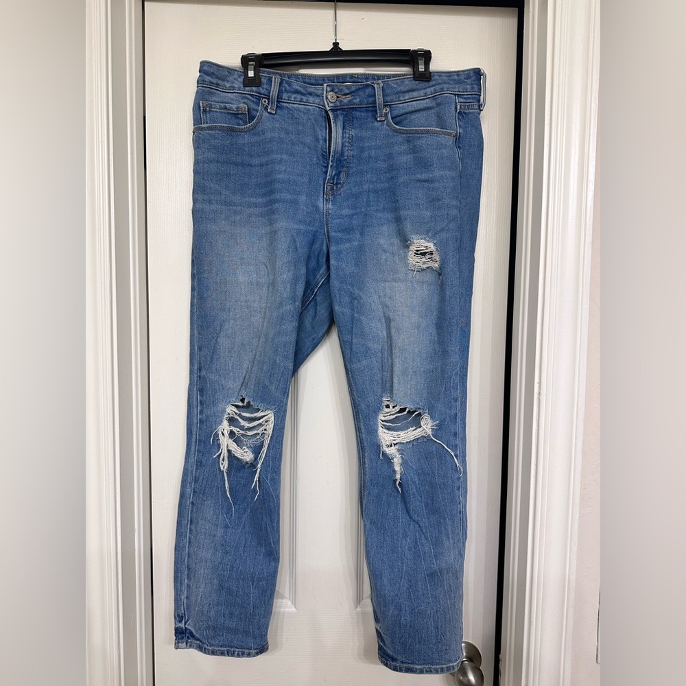Old Navy high-rise ripped mom jeans